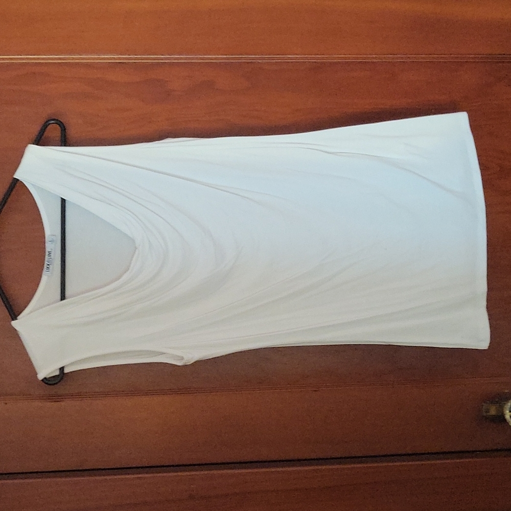 Sleeveless white Crewneck Shirt Size L
